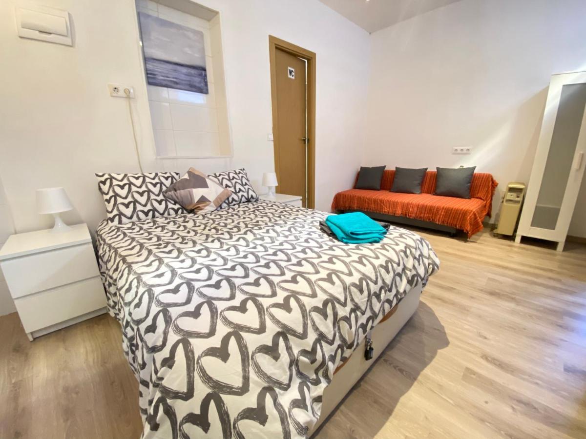 Homestay Herminiopuertas Madrid Ngoại thất bức ảnh